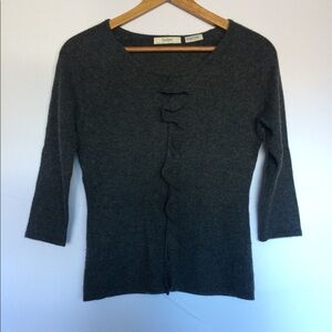Neiman Marcus single‎ Ruffle sweater